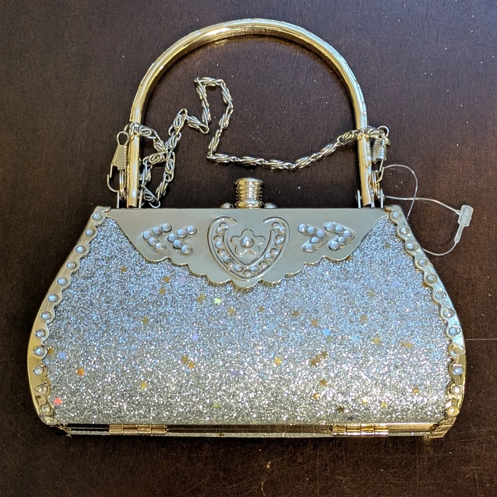 Stunning Silver / Gold Evening Clutch. NWOT - Picture 1 of 12
